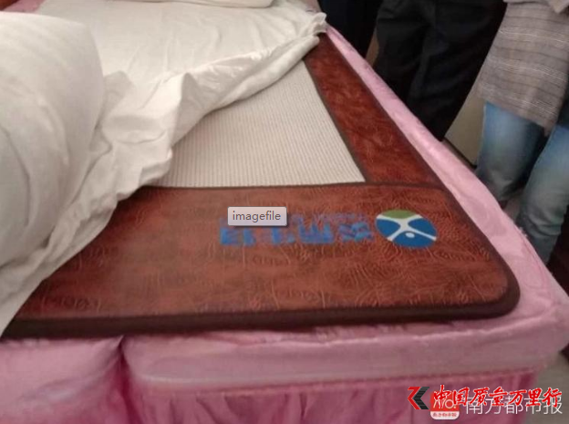 视频网站套路深:会员专属广告 默认勾选自动续费