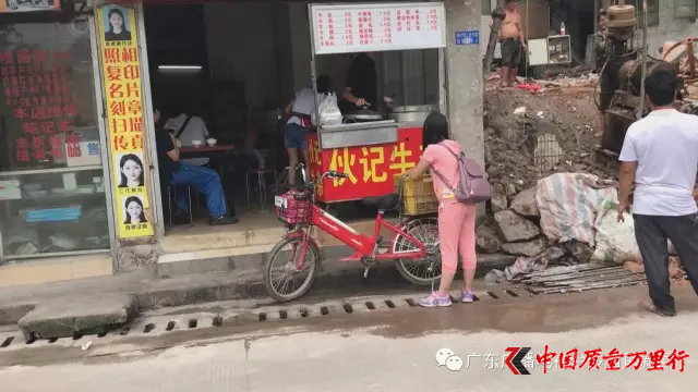 外卖箱乱象调查:你叫的外卖送餐箱卫生吗？
