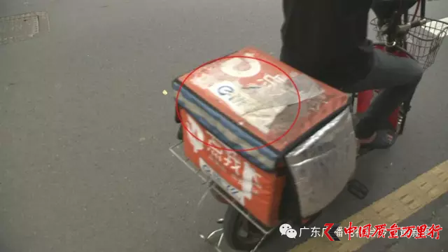 外卖箱乱象调查:你叫的外卖送餐箱卫生吗？