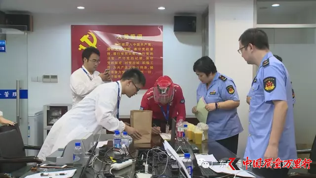 外卖箱乱象调查:你叫的外卖送餐箱卫生吗？